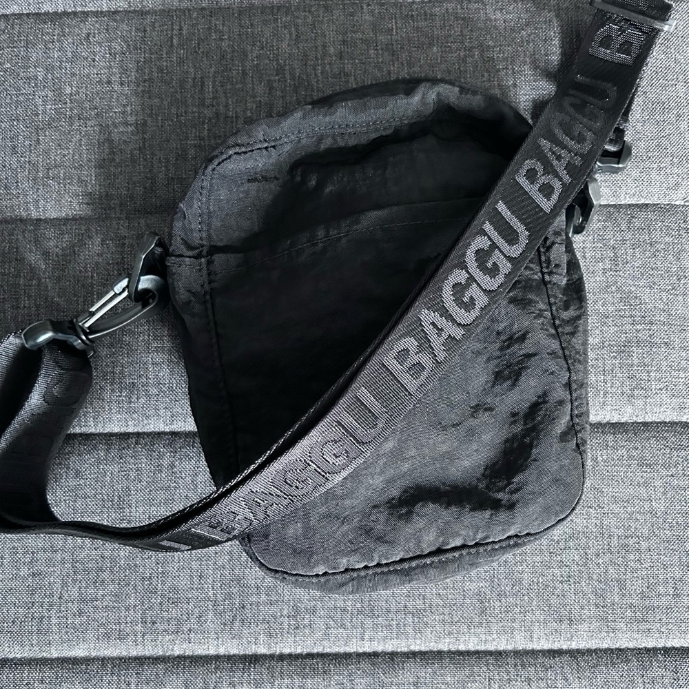 BAGGU Sport Crossbody